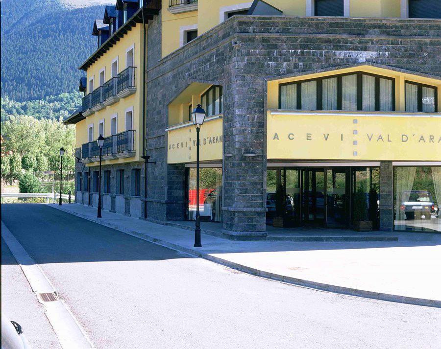 Hotel Spa Acevi Val D'Aran Vielha Eksteriør billede