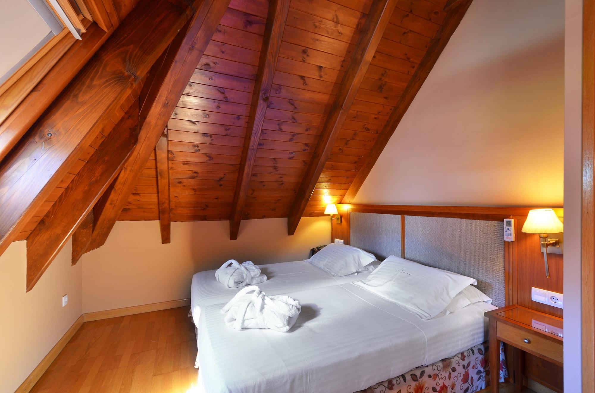 Hotel Spa Acevi Val D'Aran Vielha Eksteriør billede