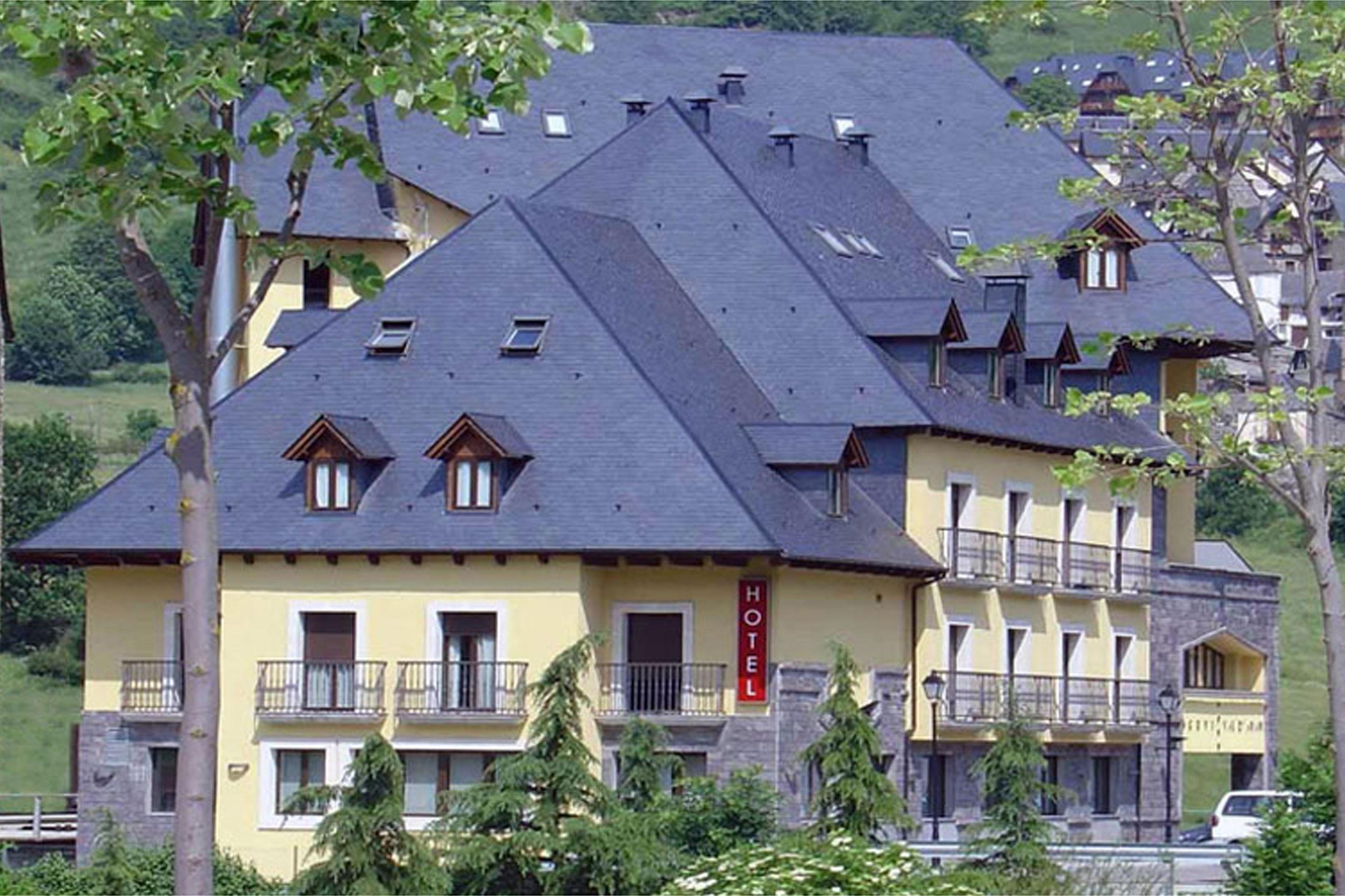 Hotel Spa Acevi Val D'Aran Vielha Eksteriør billede